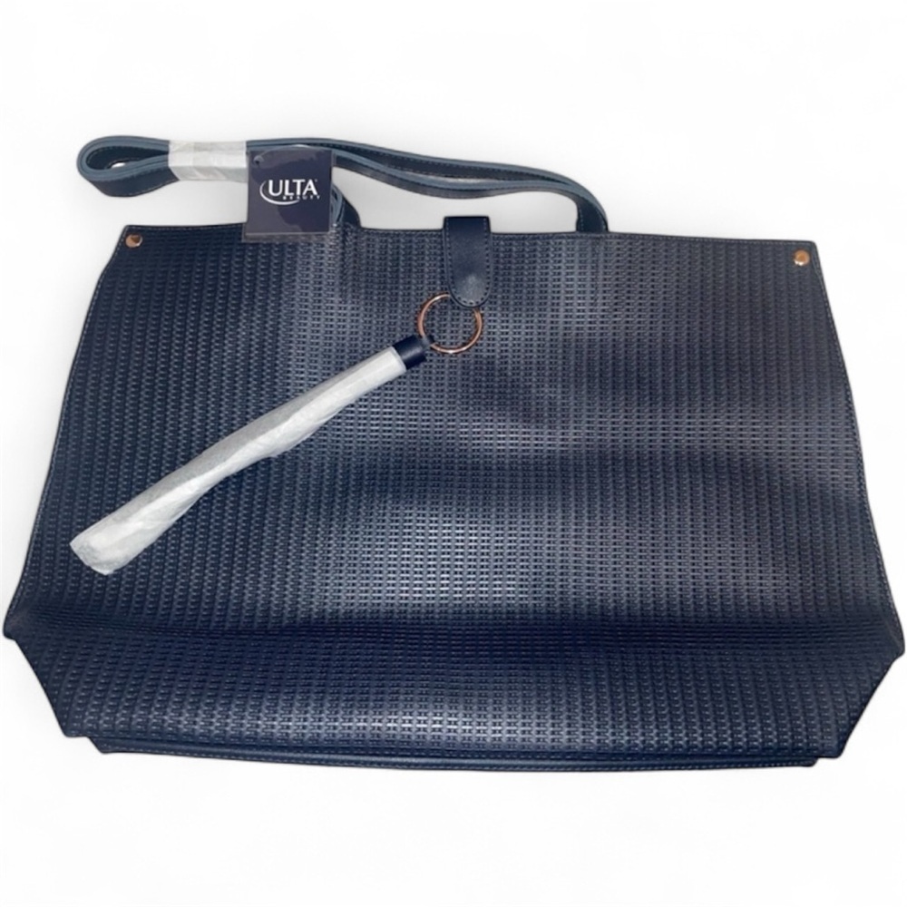 Elegant Navy Tote Bag with Tassel